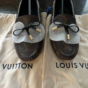 Never Worn Louis Vuitton Gloria Flat Loafers - Size 9